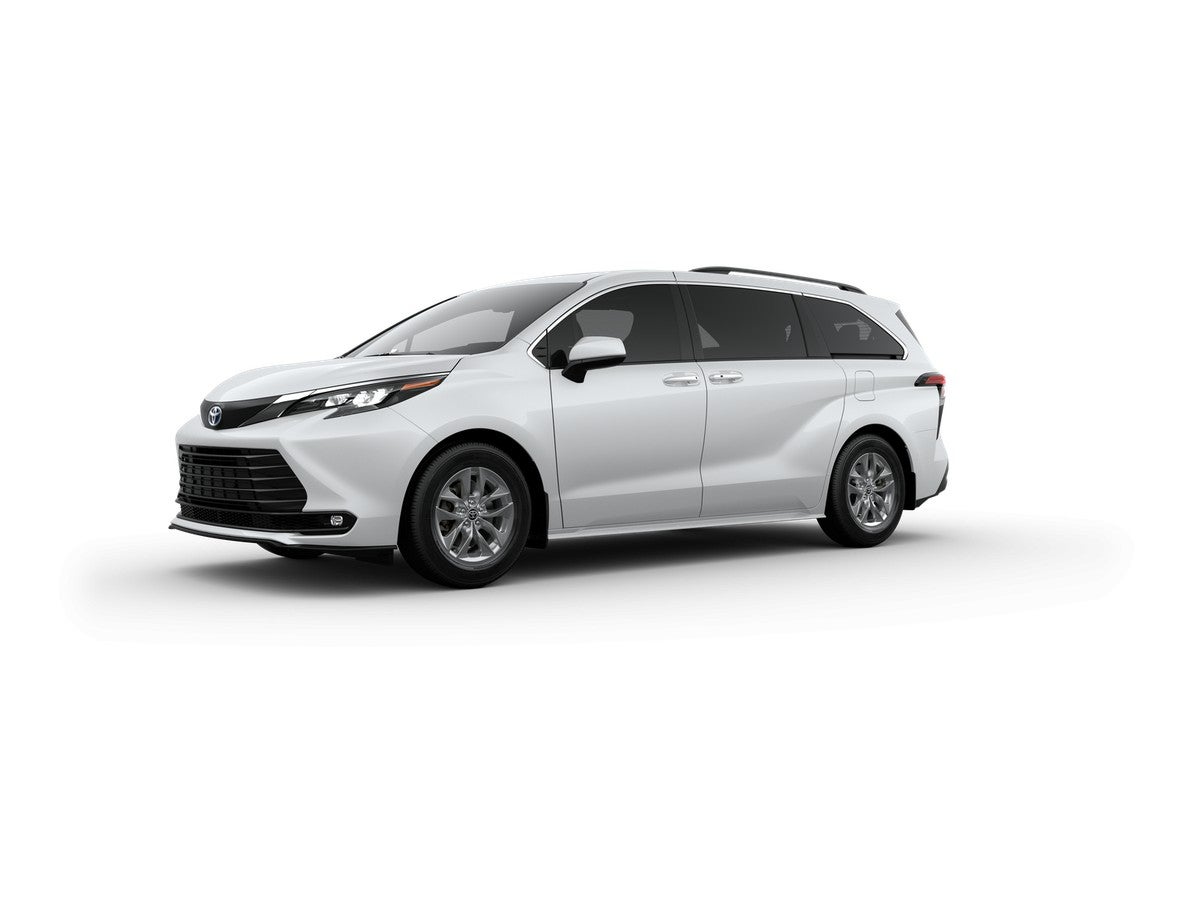 2025 Toyota Sienna XLE 8 Passenger