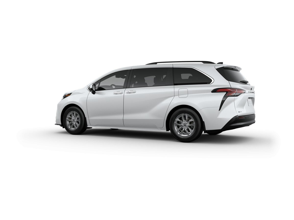 2025 Toyota Sienna XLE 8 Passenger