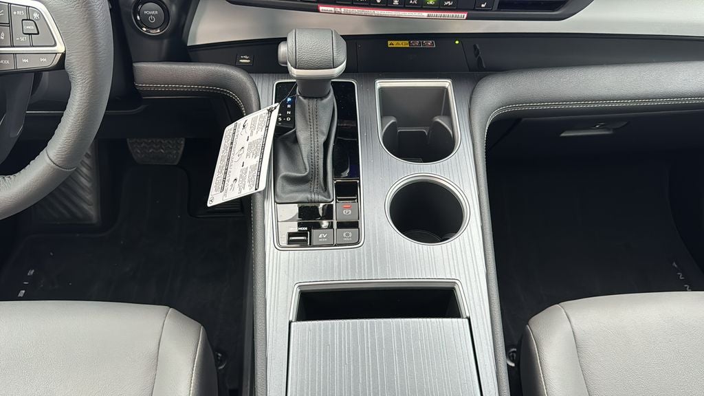 2026 Toyota Sienna XLE 8 Passenger