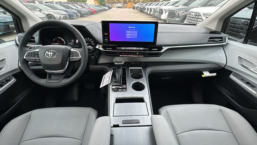 2026 Toyota Sienna XLE