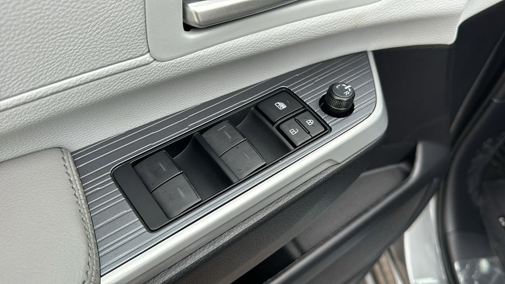 2026 Toyota Sienna XLE 8 Passenger