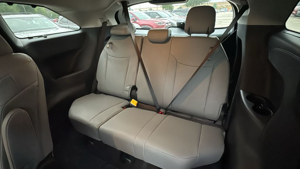 2026 Toyota Sienna XLE 8 Passenger