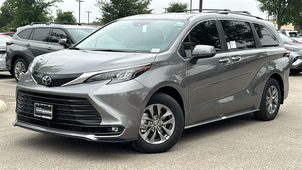 2026 Toyota Sienna XLE 8 Passenger