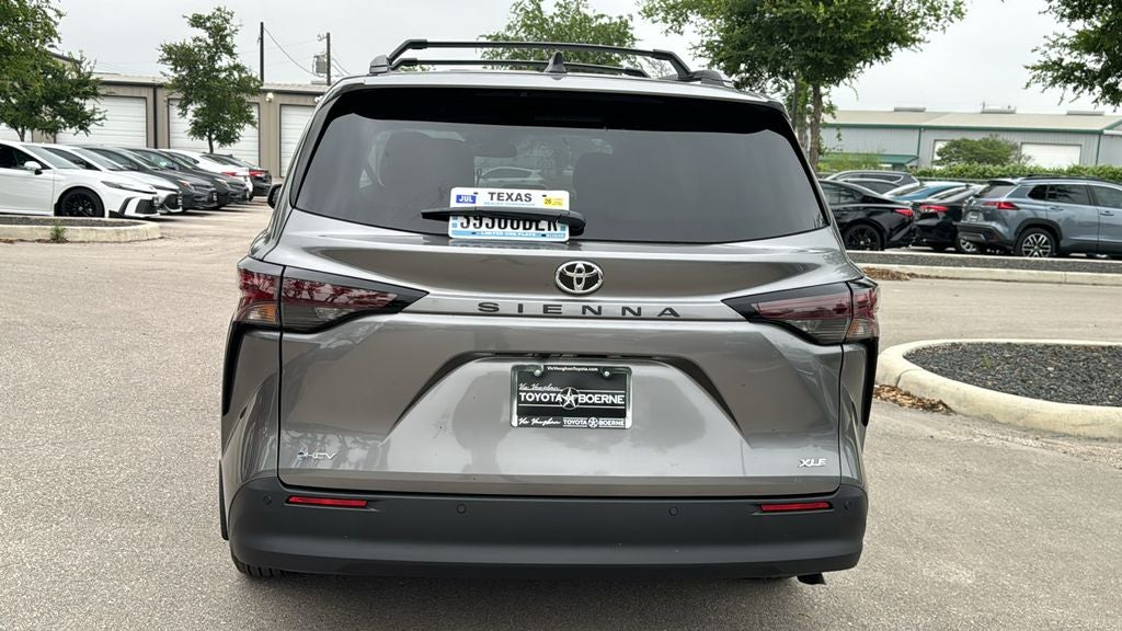 2026 Toyota Sienna XLE 8 Passenger