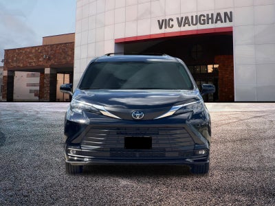 2026 Toyota Sienna XLE