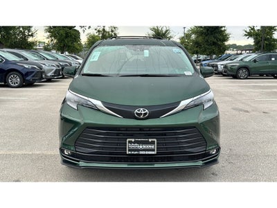 2026 Toyota Sienna XLE