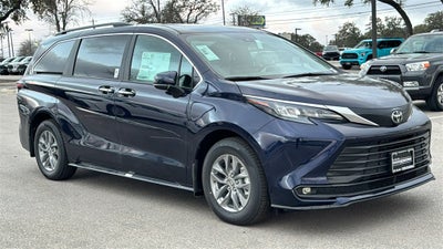 2026 Toyota Sienna XLE