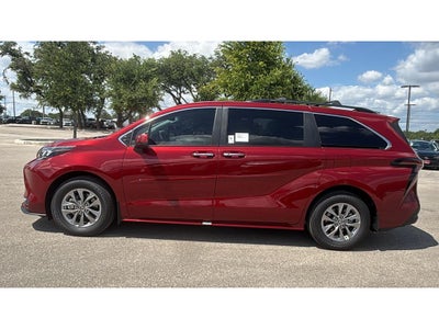2026 Toyota Sienna XLE