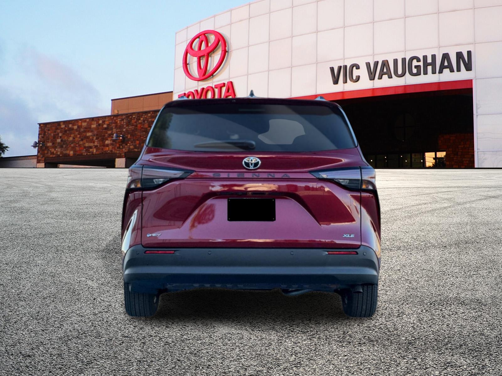 2026 Toyota Sienna XLE 8 Passenger