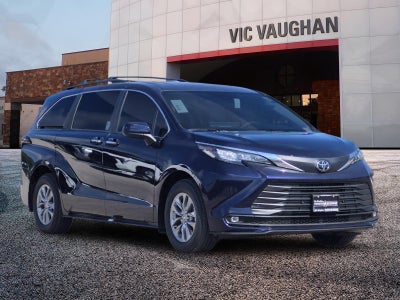 2026 Toyota Sienna XLE