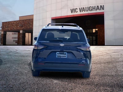 2026 Toyota Sienna XLE