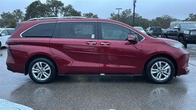 2026 Toyota Sienna Limited