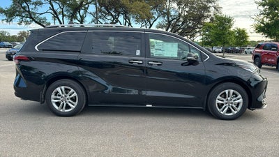 2026 Toyota Sienna Limited