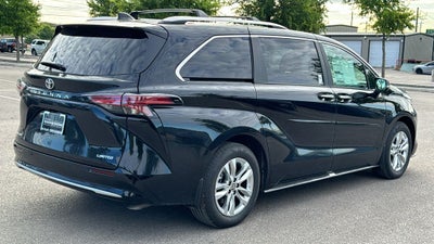 2026 Toyota Sienna Limited