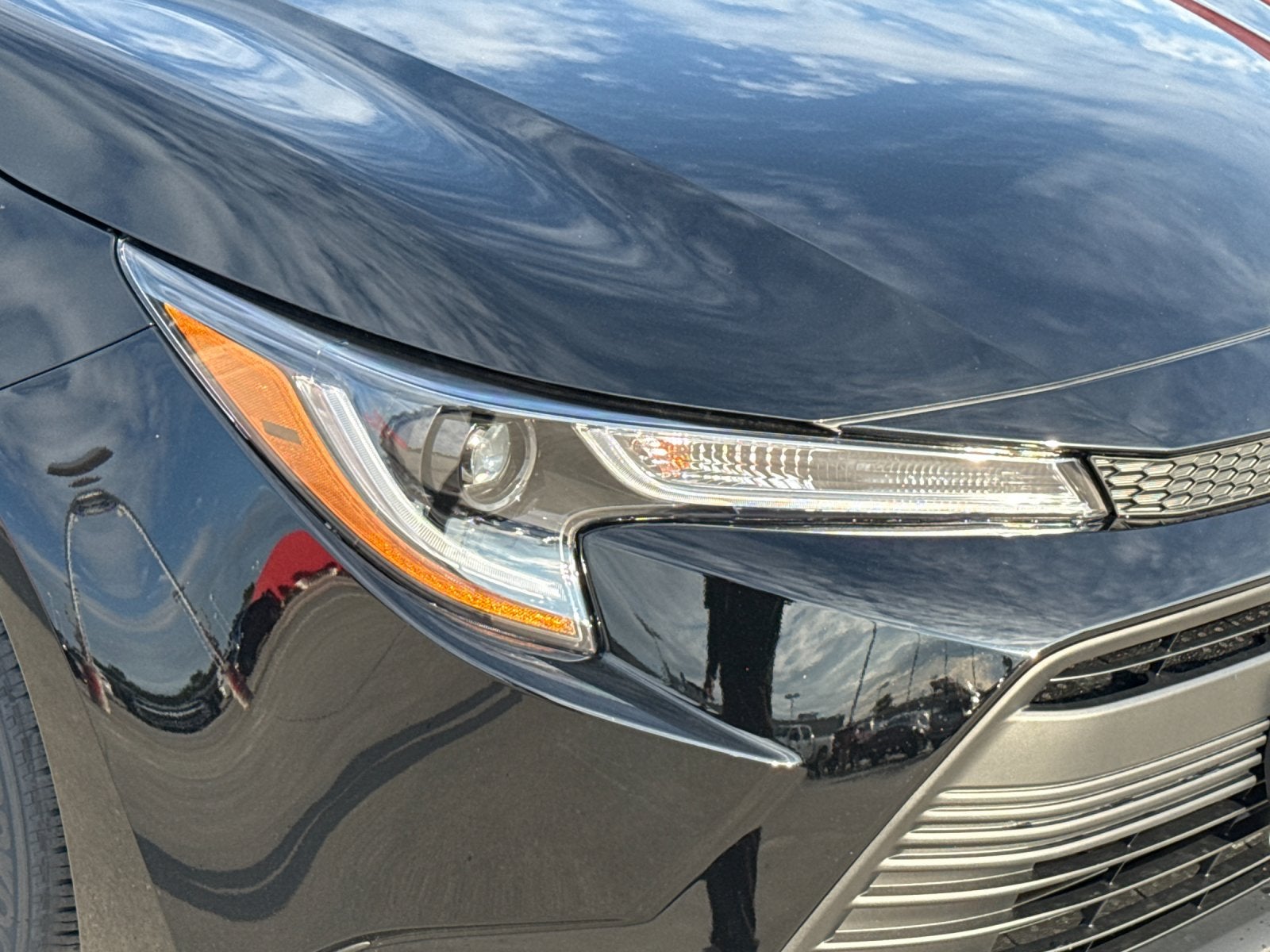 2027 Toyota Corolla LE