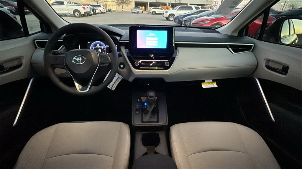 2026 Toyota Corolla Cross LE