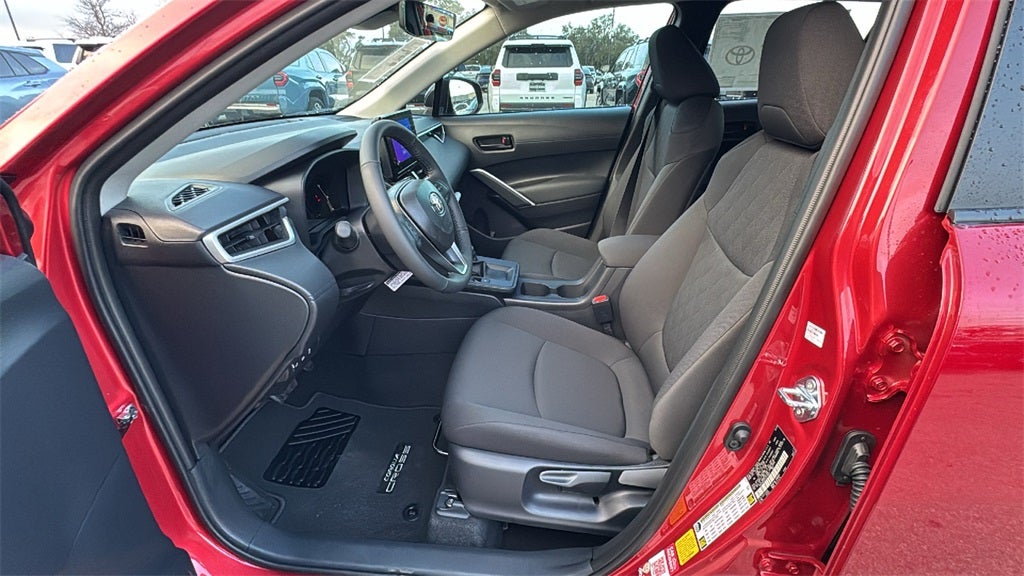 2026 Toyota Corolla Cross LE