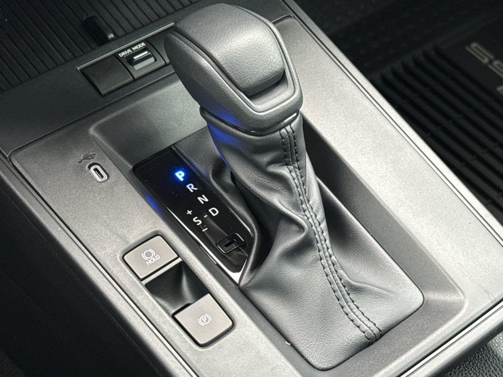 2026 Toyota Corolla Cross Hybrid SE
