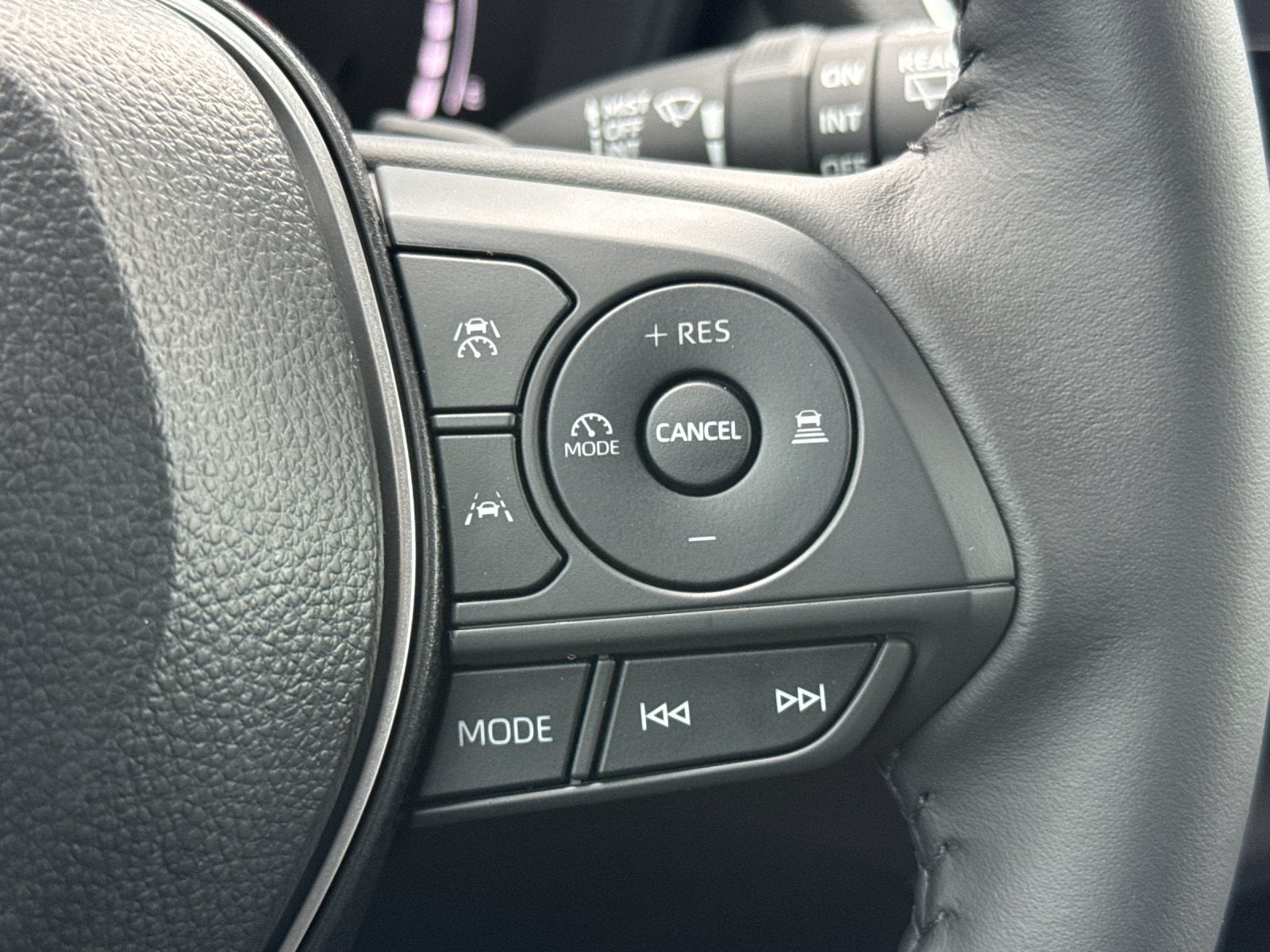 2026 Toyota Corolla Cross Hybrid SE