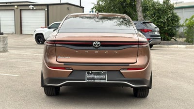 2026 Toyota Toyota Crown XLE