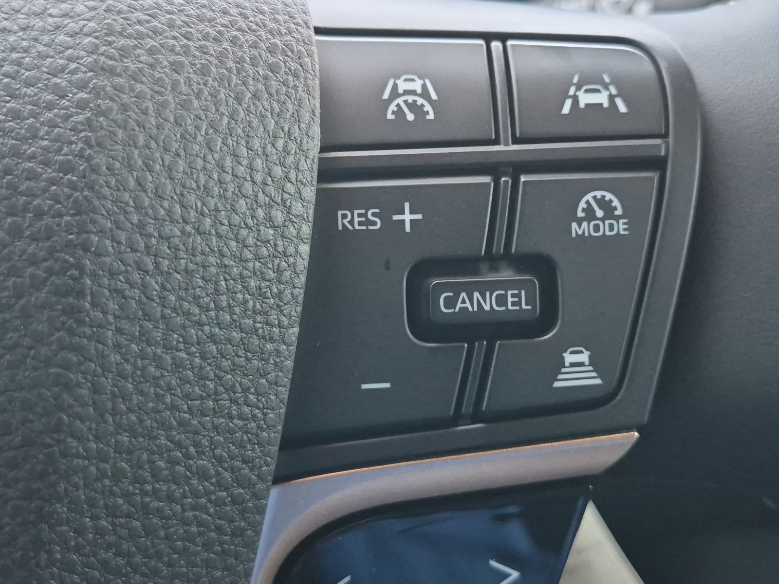 2026 Toyota Toyota Crown XLE