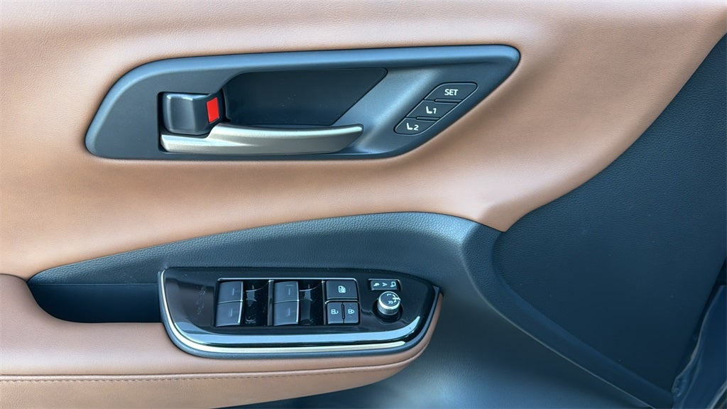 2026 Toyota Toyota Crown Signia Limited