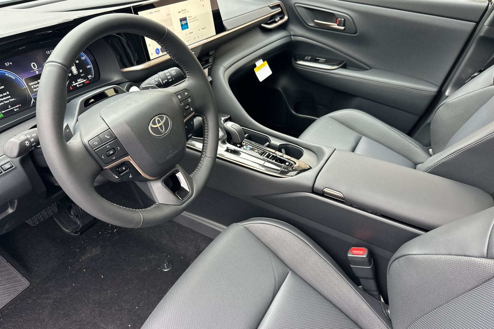 2026 Toyota Toyota Crown Signia Limited