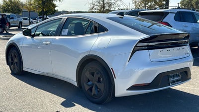 2026 Toyota Prius Plug-in Hybrid SE