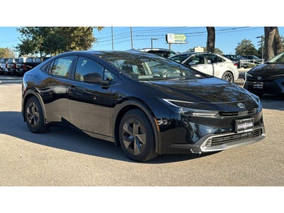 2026 Toyota Prius Plug-in Hybrid SE