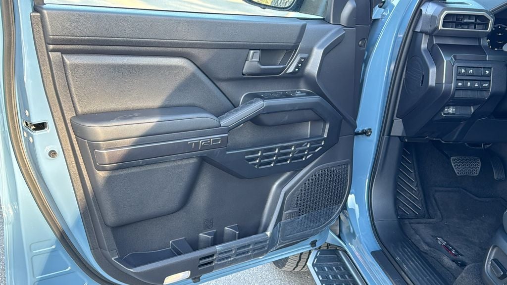 2026 Toyota 4Runner i-FORCE MAX TRD Off-Road Premium i-FORCE MAX