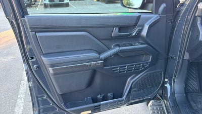 2026 Toyota 4Runner i-FORCE MAX TRD Off-Road Premium i-FORCE MAX