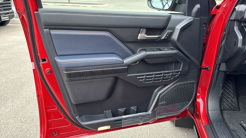 2026 Toyota 4Runner i-FORCE MAX Platinum