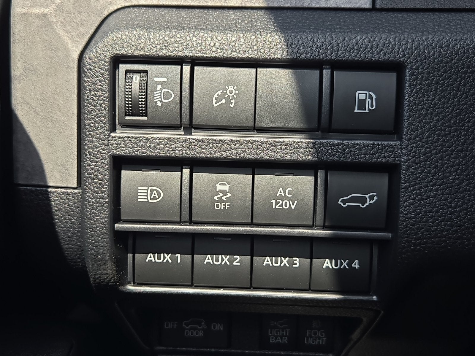 2026 Toyota 4Runner i-FORCE MAX Trailhunter
