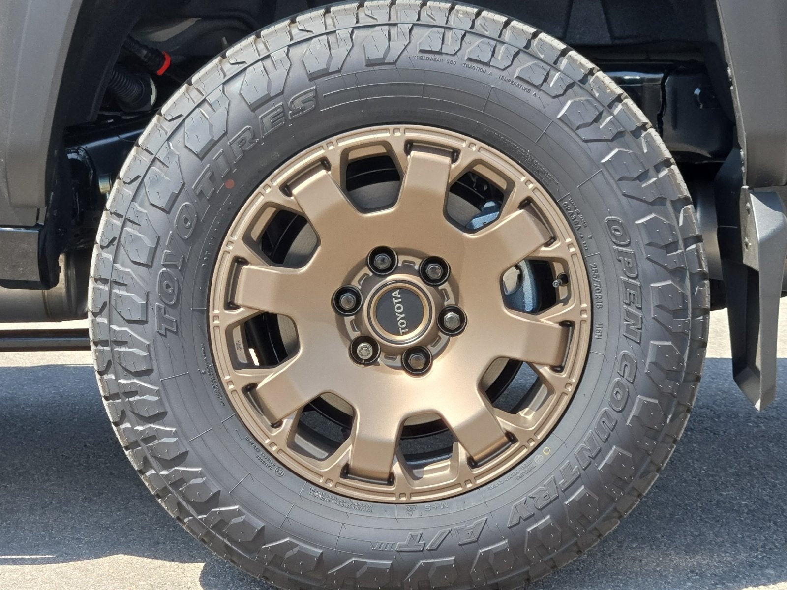 2026 Toyota 4Runner i-FORCE MAX Trailhunter