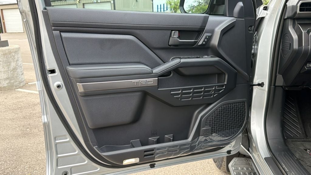 2026 Toyota 4Runner i-FORCE MAX TRD Off-Road Premium i-FORCE MAX