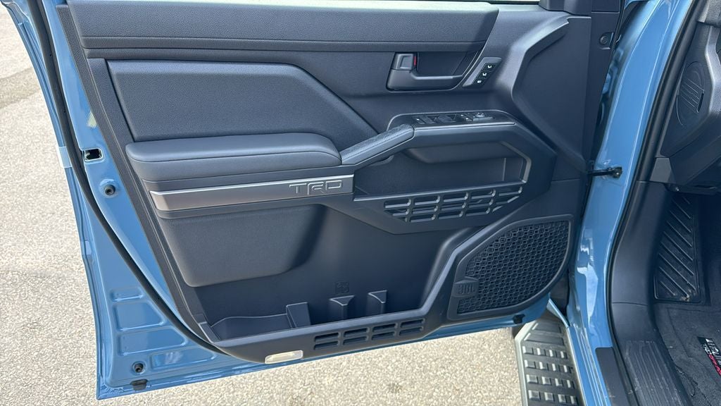 2026 Toyota 4Runner i-FORCE MAX TRD Off-Road Premium i-FORCE MAX