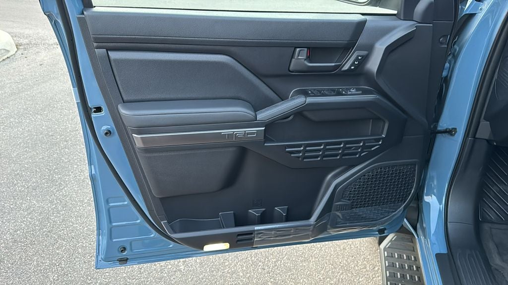 2026 Toyota 4Runner i-FORCE MAX TRD Off-Road Premium i-FORCE MAX