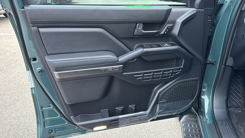 2026 Toyota 4Runner i-FORCE MAX TRD Off-Road Premium i-FORCE MAX