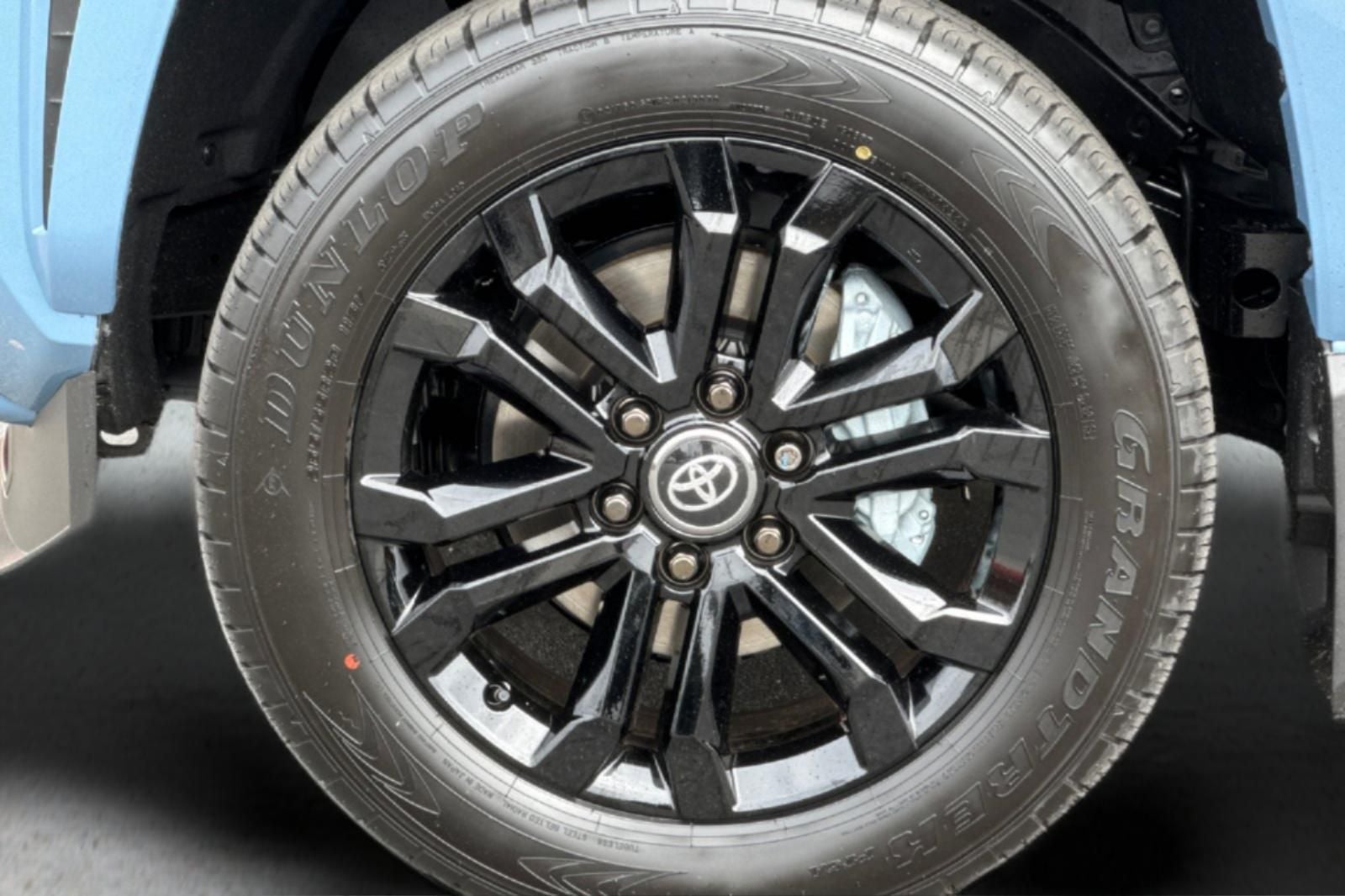 2026 Toyota 4Runner i-FORCE MAX Hybrid Platinum