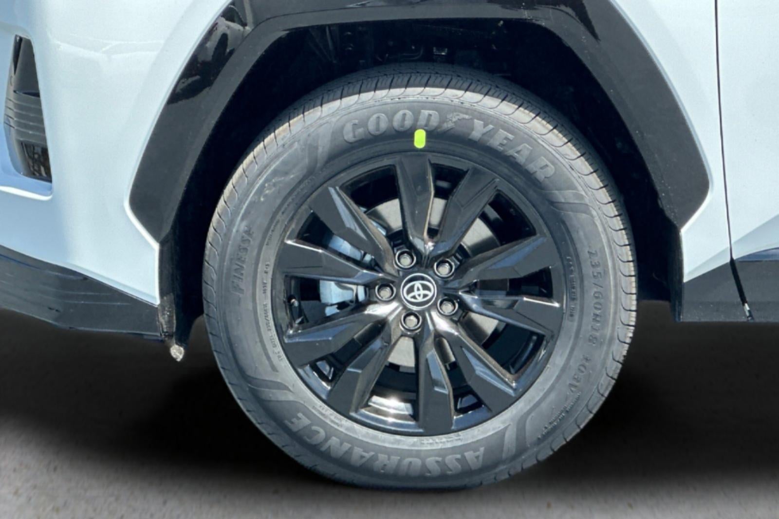 2026 Toyota RAV4 SE