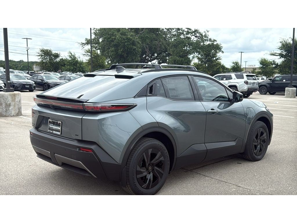 2026 Toyota C-HR SE
