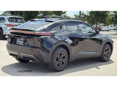 2026 Toyota C-HR SE