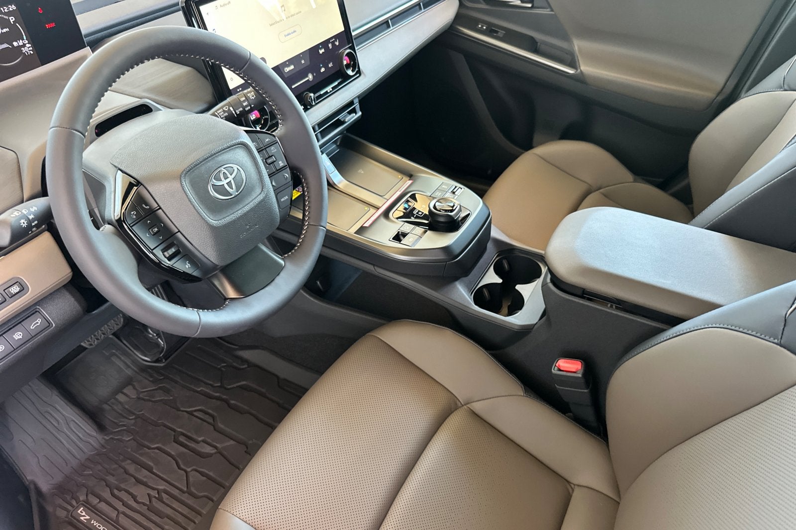2026 Toyota bZ Woodland bZ Woodland Premium