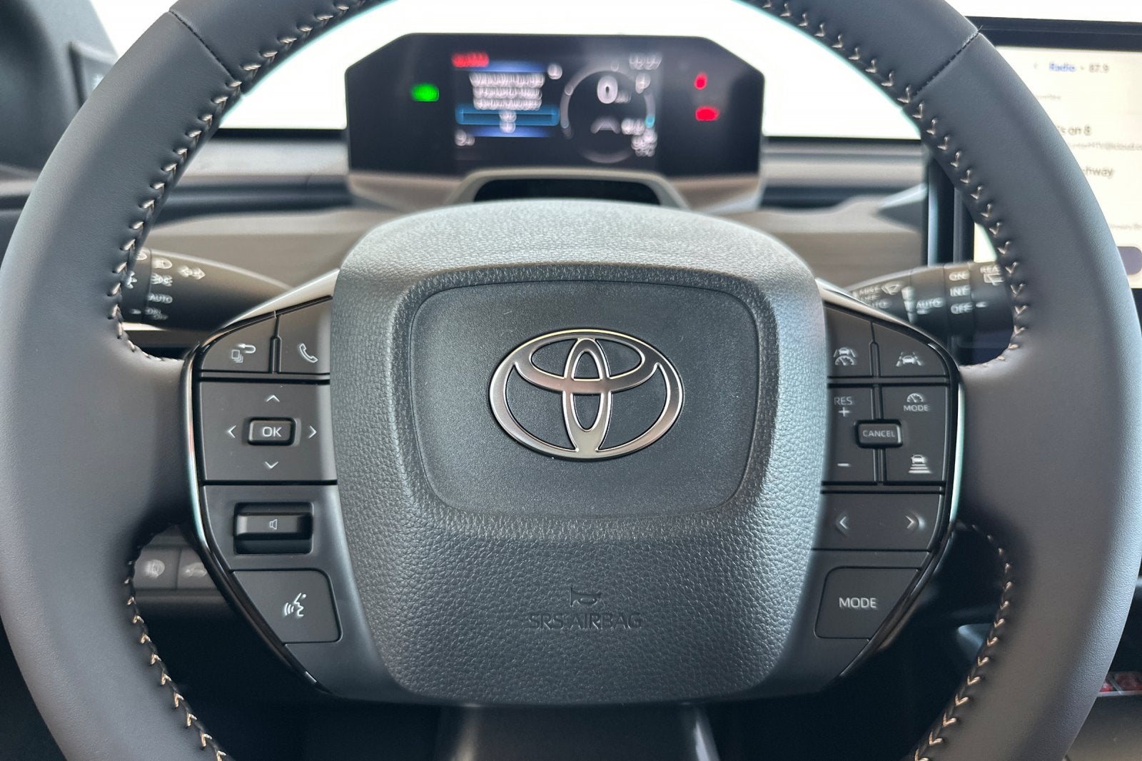 2026 Toyota bZ Woodland bZ Woodland Premium
