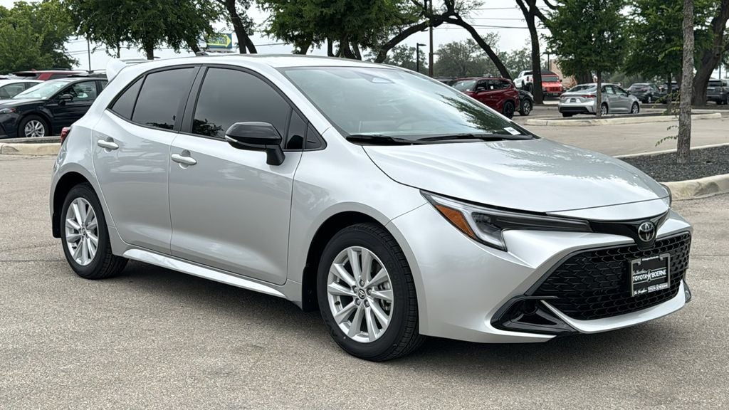 2026 Toyota Corolla Hatchback SE