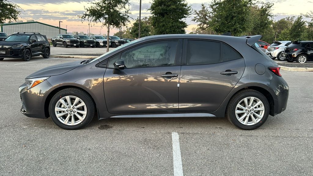 2026 Toyota Corolla Hatchback SE