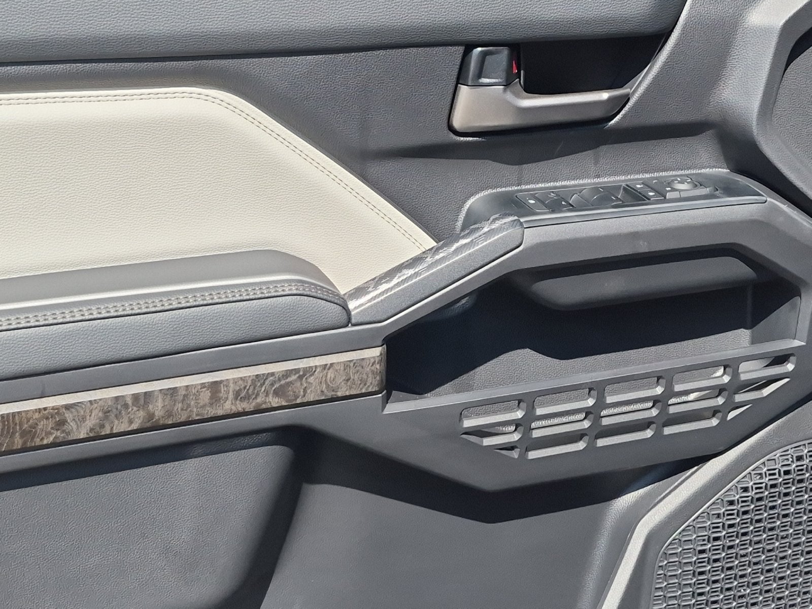 2026 Toyota Tacoma i-FORCE MAX Limited i-FORCE MAX