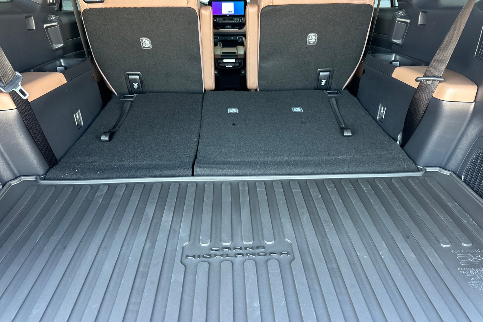 2026 Toyota Grand Highlander Hybrid Hybrid MAX Platinum