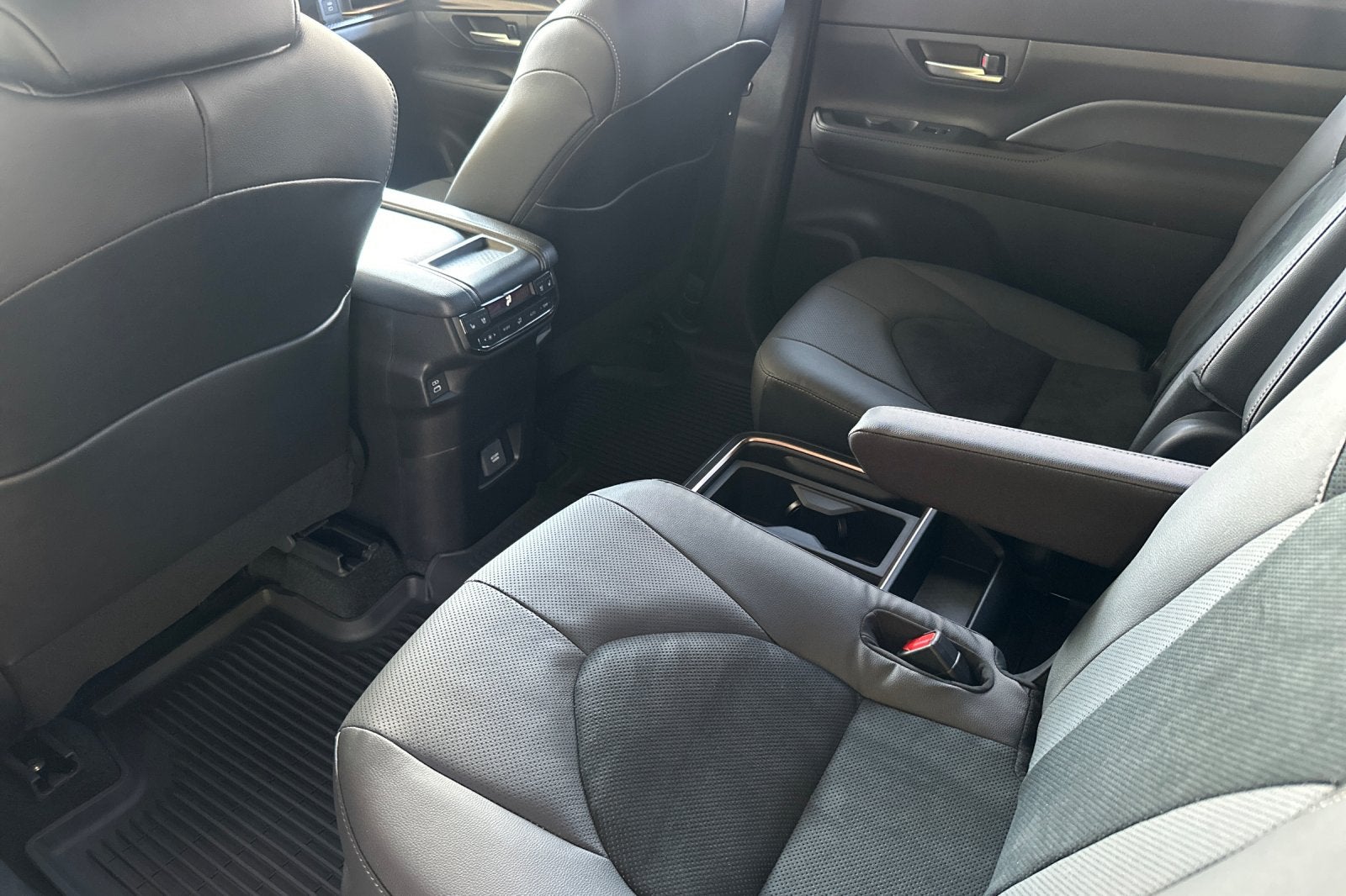 2026 Toyota Grand Highlander Hybrid Hybrid MAX Platinum
