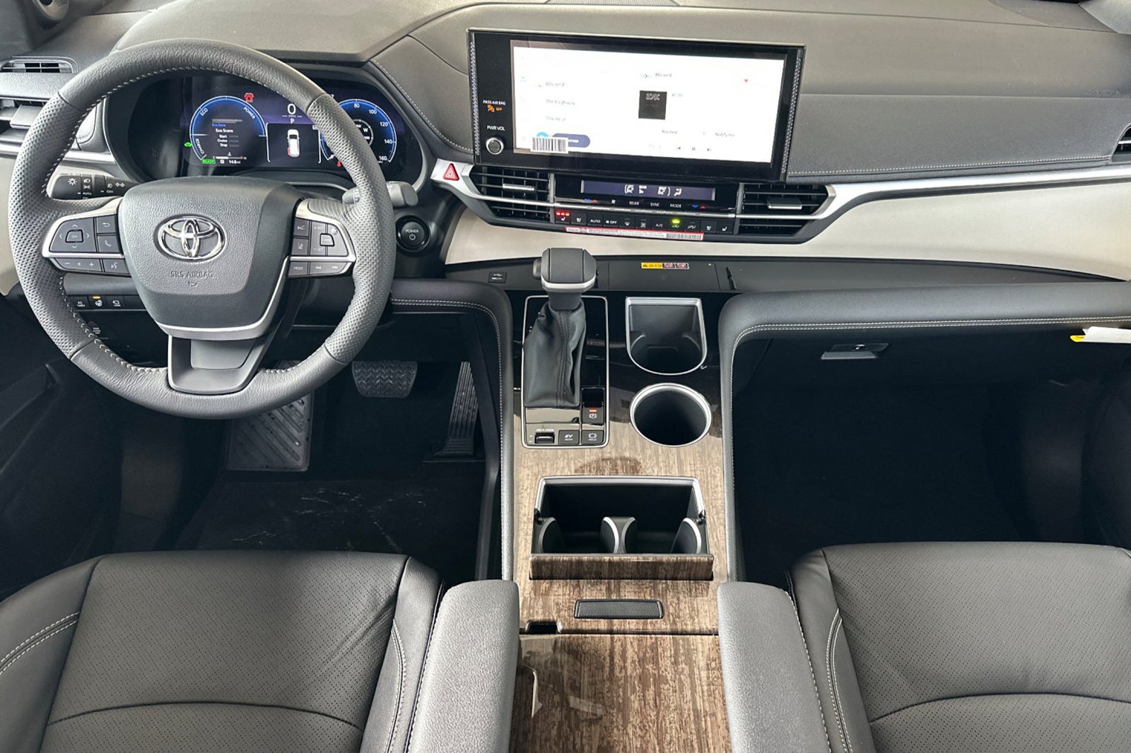 2026 Toyota Sienna Platinum